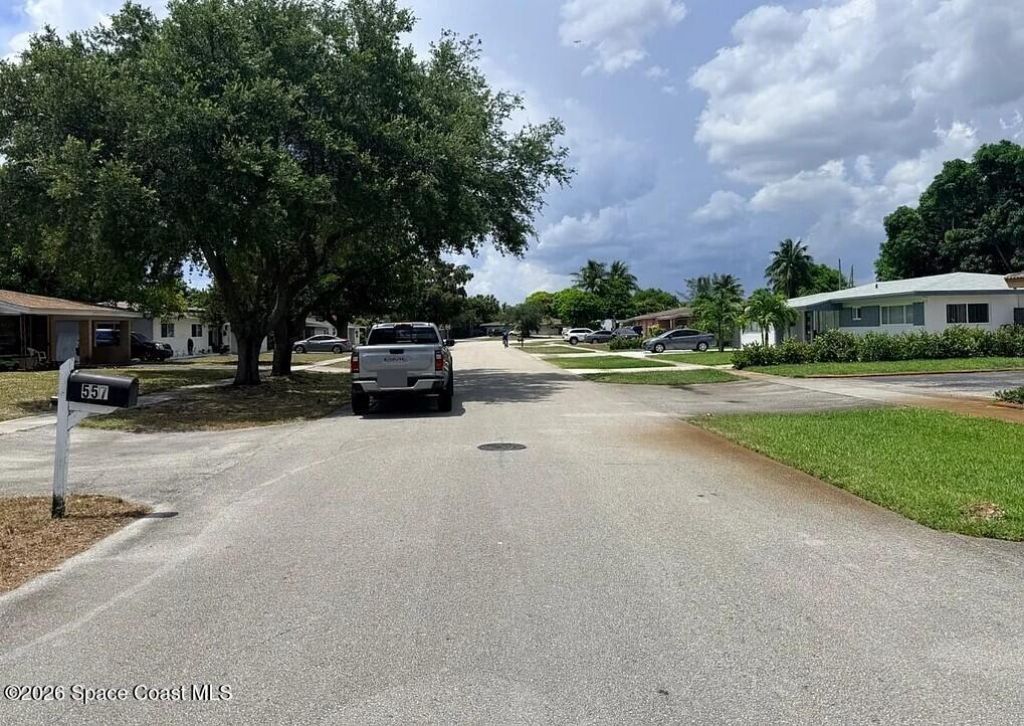 557 W Dayton Circle , Fort Lauderdale, FL 33312 Photo