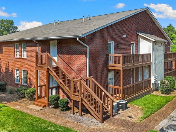 199 Brooke Castle Dr , Hermitage, TN 37076