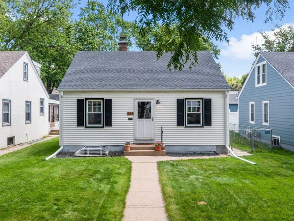 3135 Mckinley Street NE, Minneapolis, MN 55418