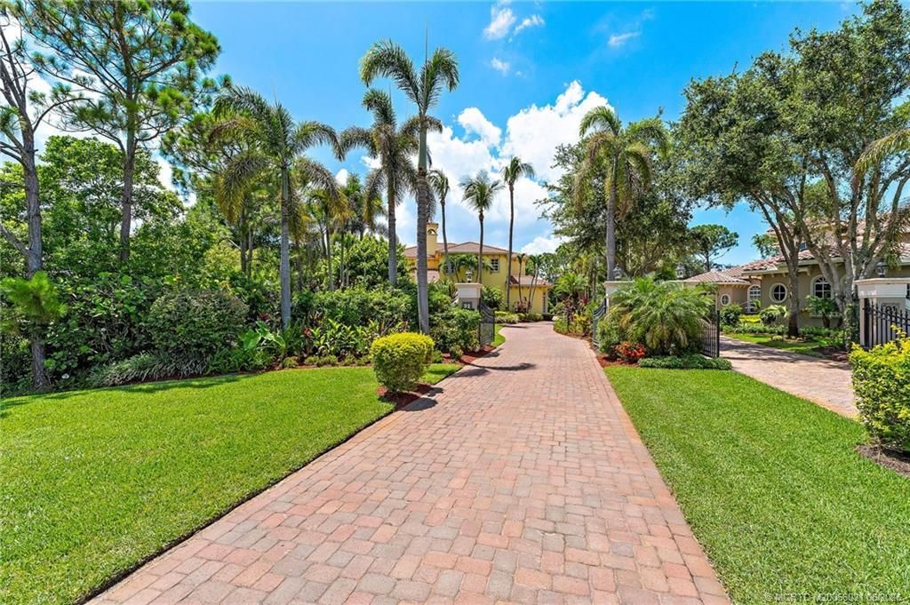 32 SW Wiregrass Court , Palm City, FL 34990 Photo