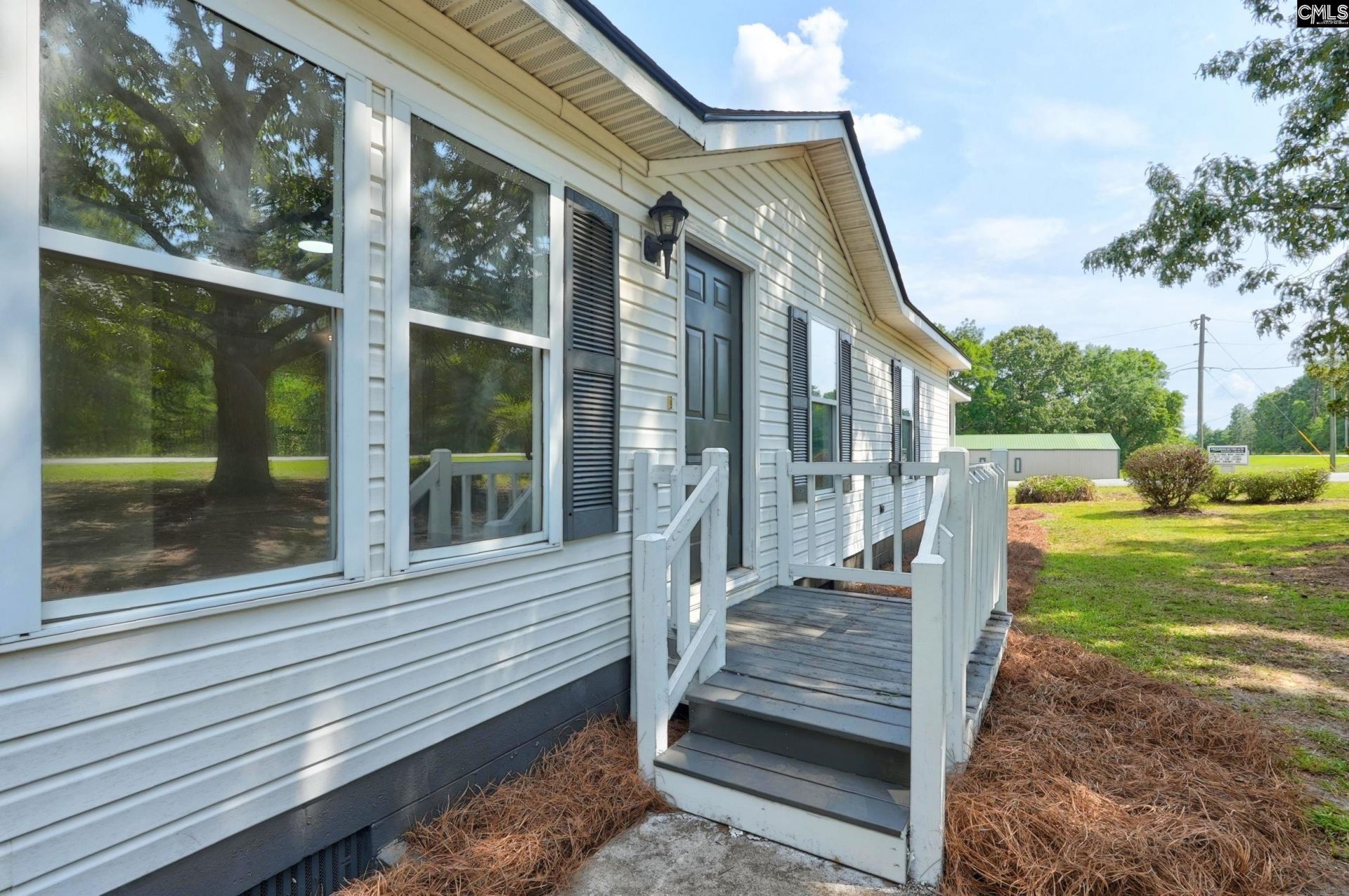 1123 Highway 1 N Photo 6