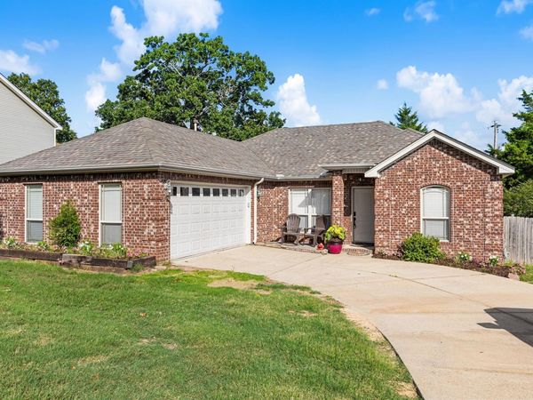 10610 Rockbrook Drive, Sherwood, AR 72120