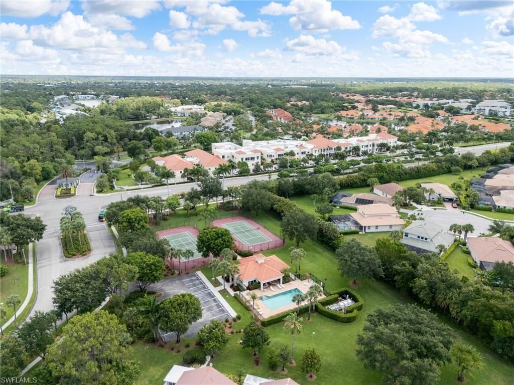 360 Pindo Palm Dr, Naples, FL 34104 Photo