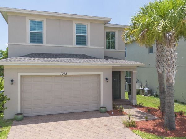 1992 NW Cataluna Circle, Port St. Lucie, FL 34986
