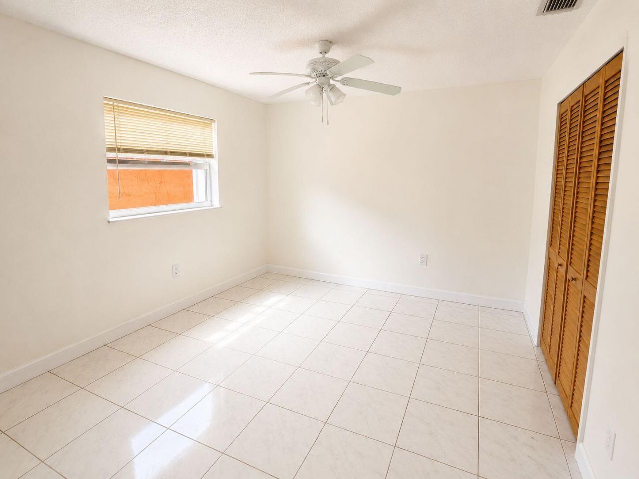 4210 W 10th Court, Hialeah, FL 33012 Photo