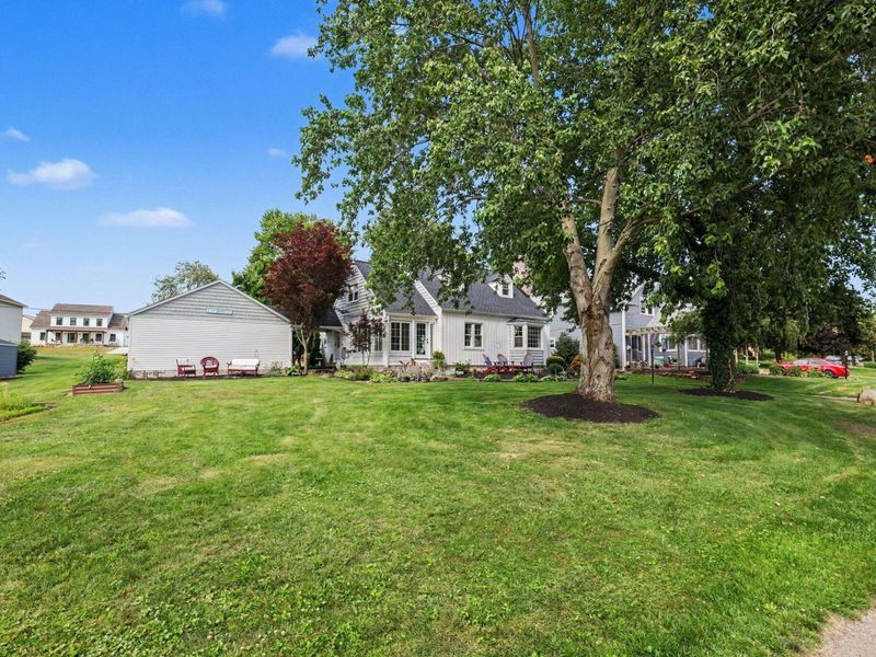 368 Lakeshore Drive W, Hebron, OH 43025 Photo 5