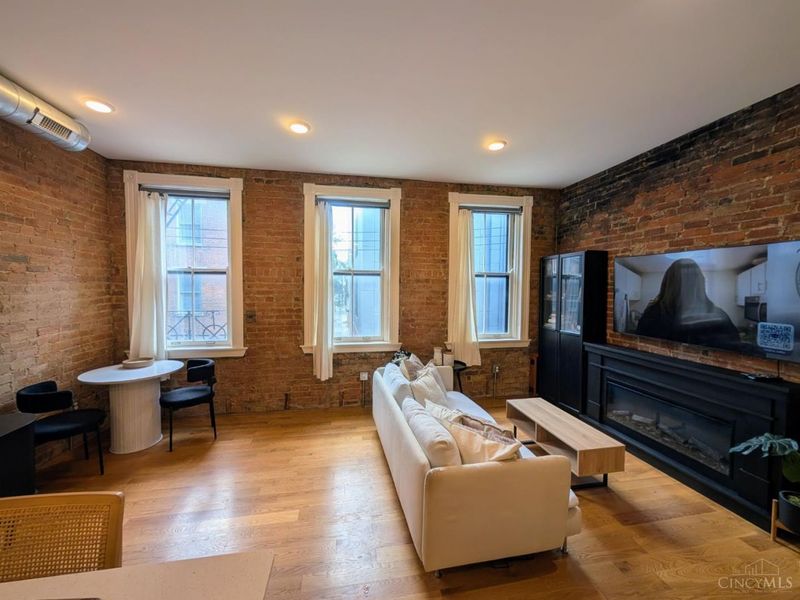 26 E 14th St, Unit 203, Cincinnati, OH 45202 Photo 6