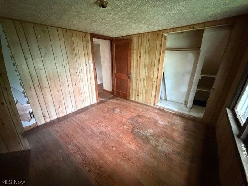 950 Silvercrest Avenue, Akron, OH 44314 Photo 10