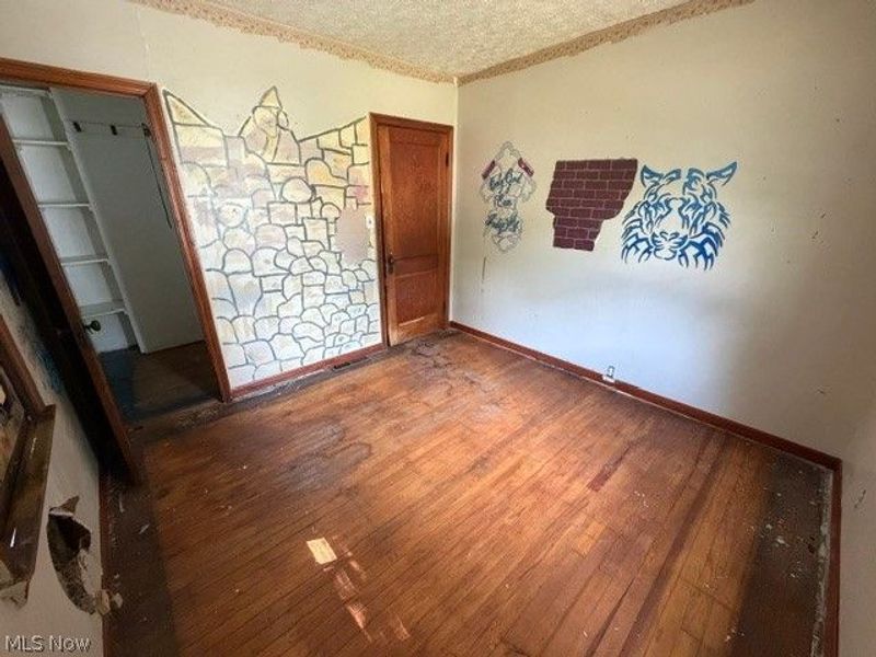 950 Silvercrest Avenue, Akron, OH 44314 Photo 8