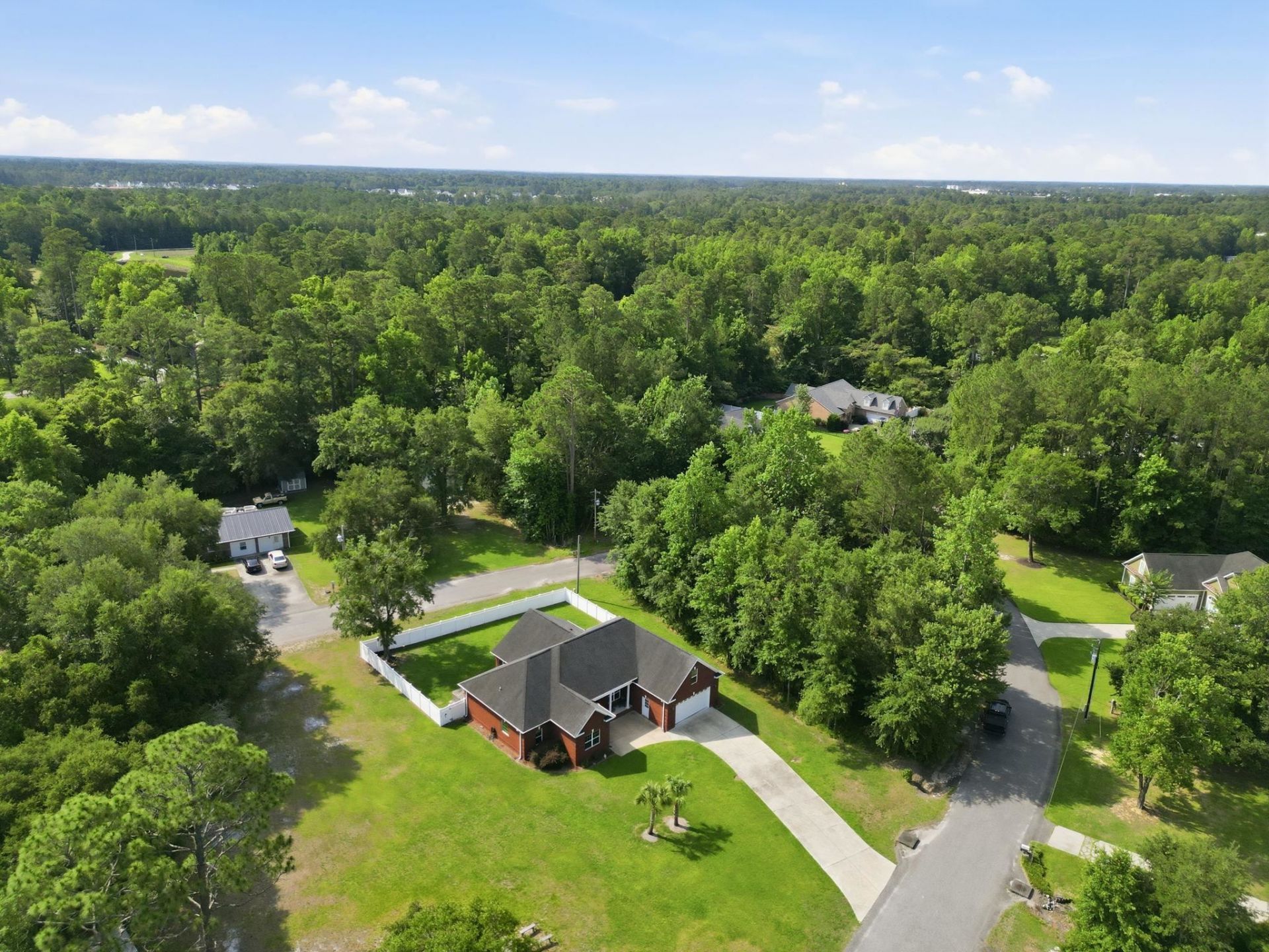 1071 Forest Dr. Photo 4