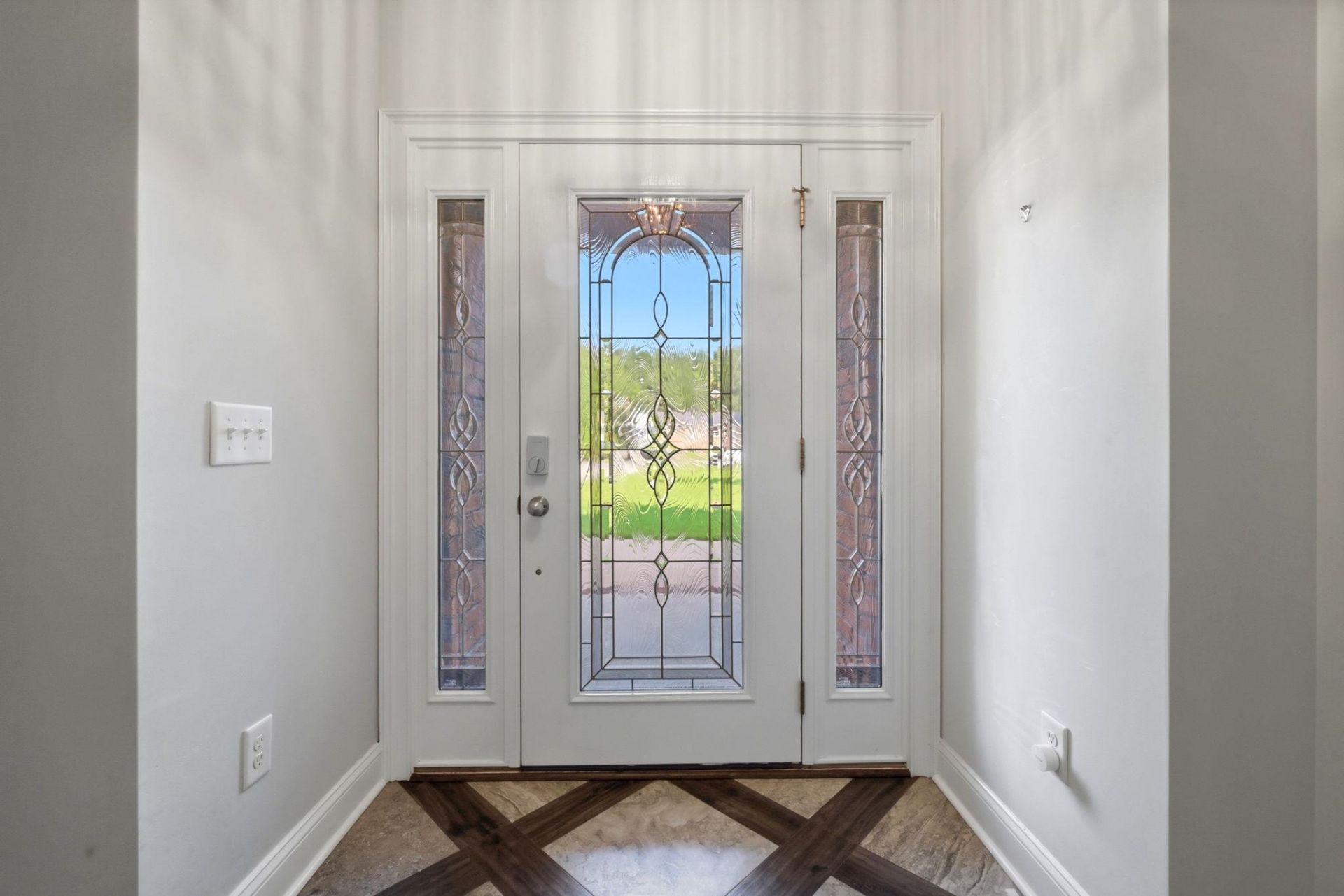 1071 Forest Dr. Photo 7