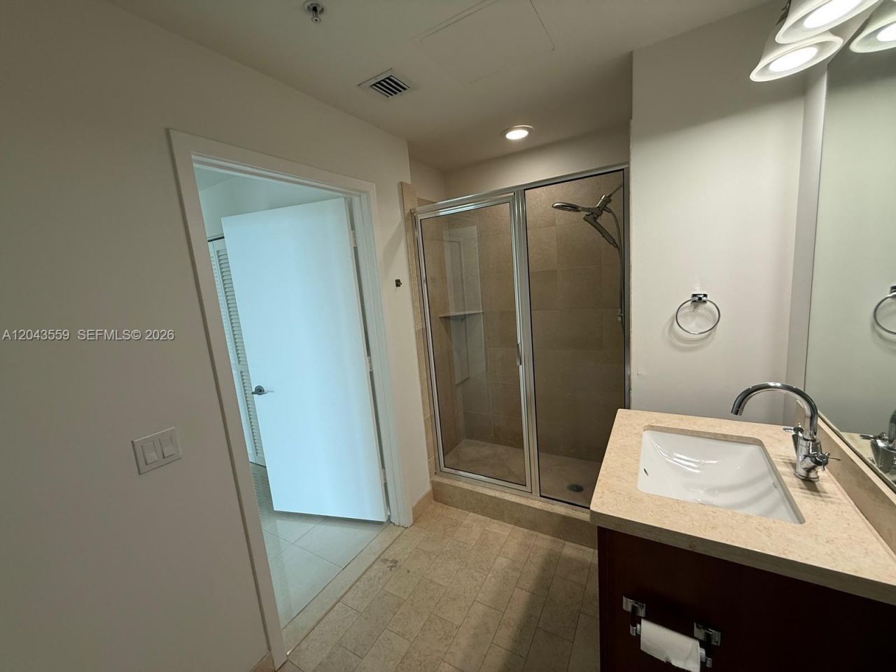 79 SW 12th St, Unit 3702-S, Miami, FL 33130 Photo