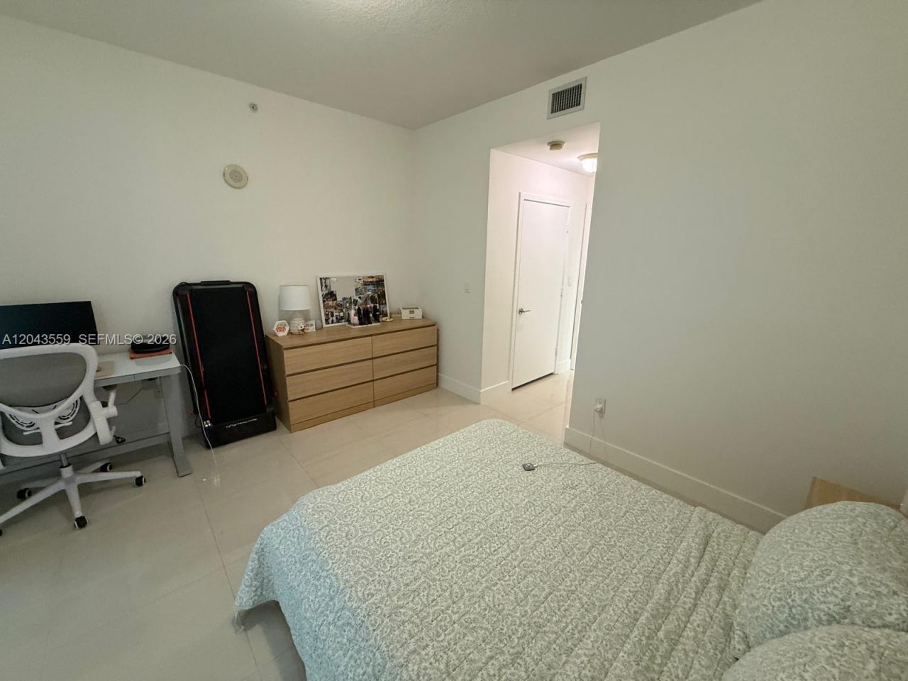 79 SW 12th St, Unit 3702-S, Miami, FL 33130 Photo