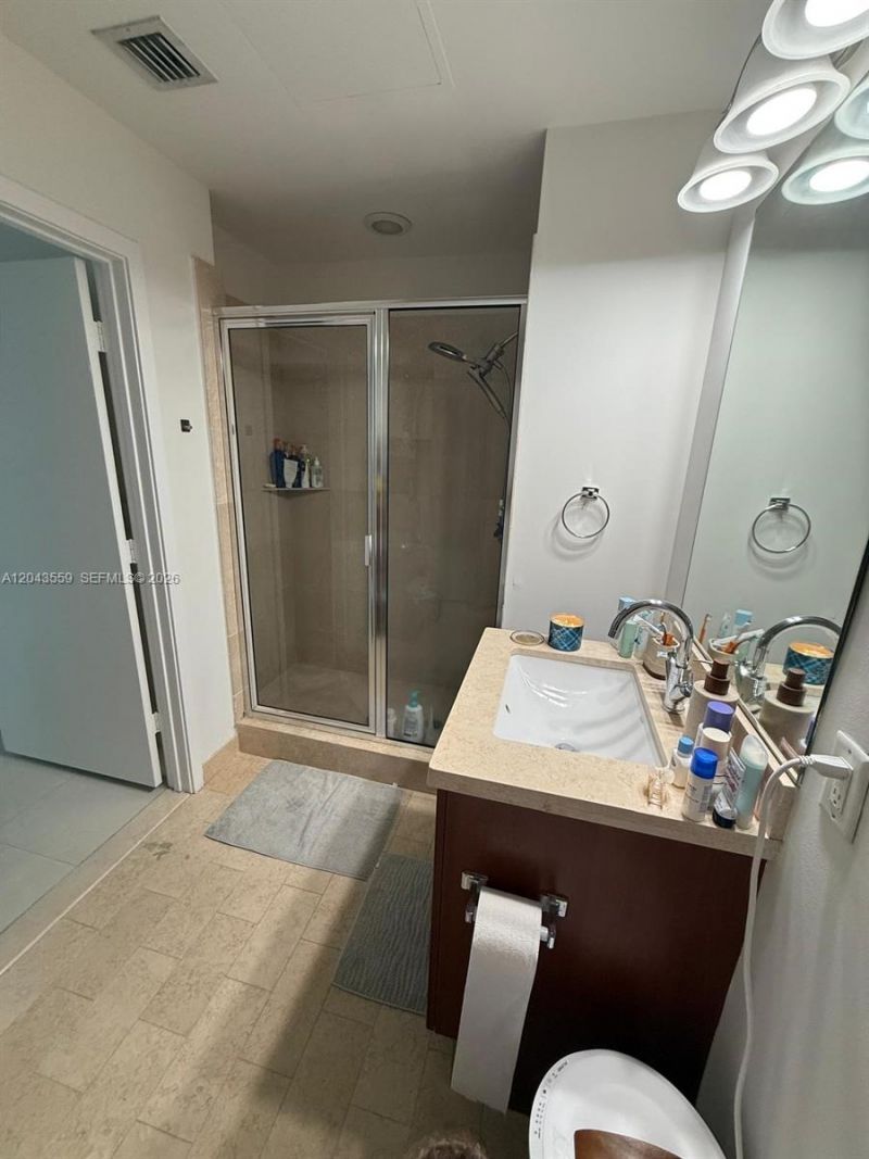 79 SW 12th St, Unit 3702-S, Miami, FL 33130 Photo