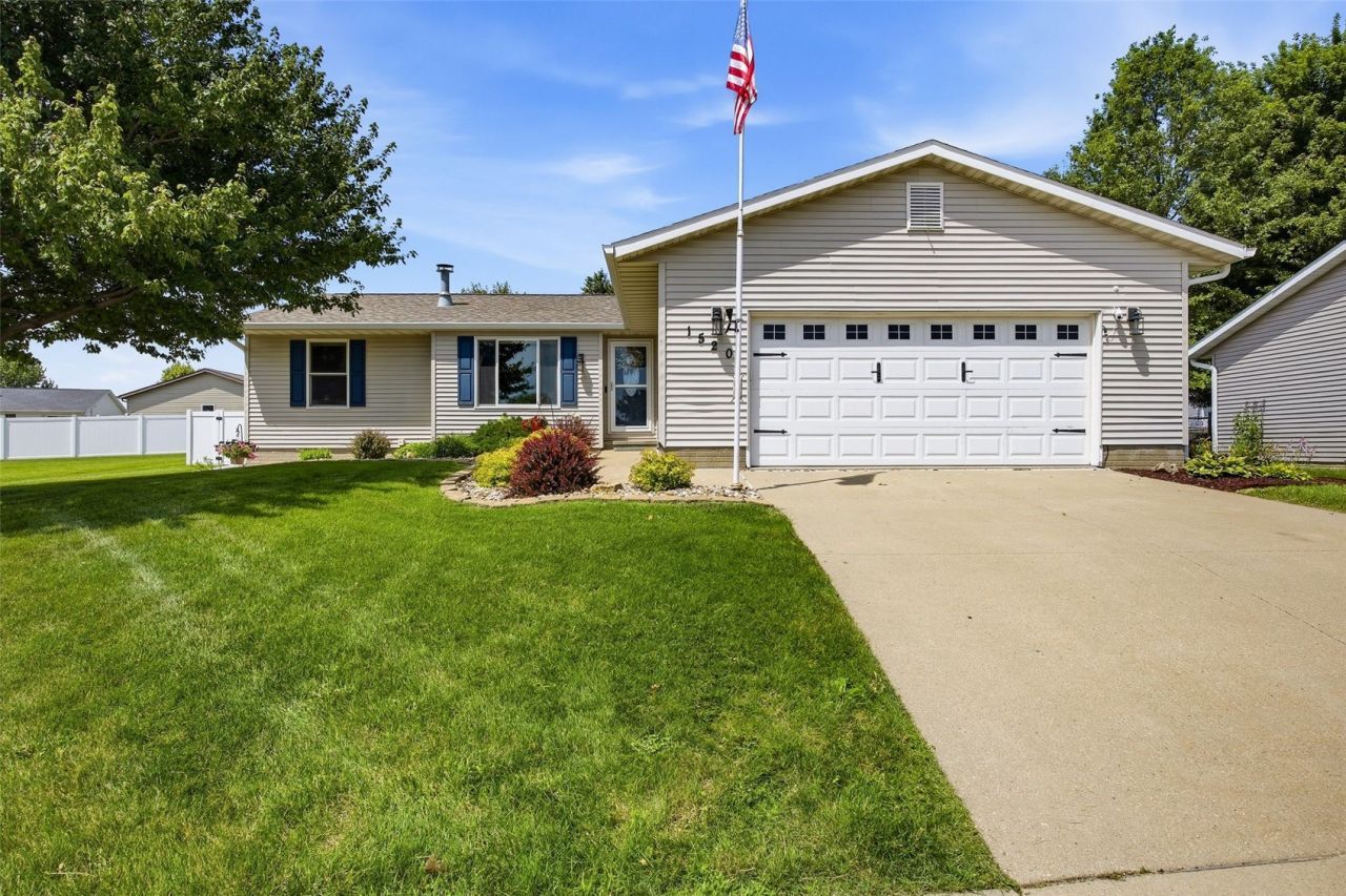 1520 Ranmar Court, Ely, IA 52227 Main Photo
