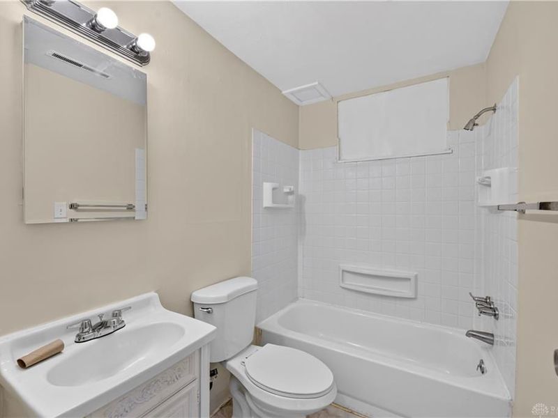 2800 E Stroop Road, Kettering, OH 45440 Photo 26