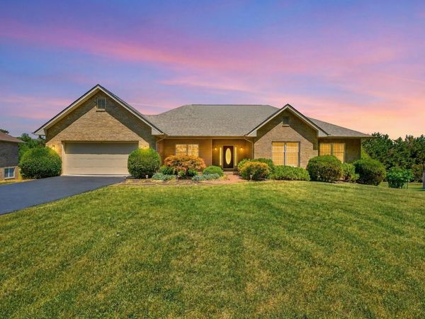 3723 Renfield DR SW, Roanoke, VA 24018