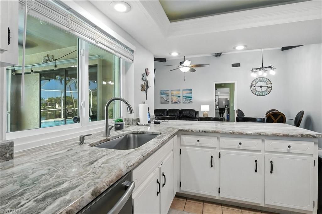 28 SE 12th Ave, Cape Coral, FL 33990 Photo