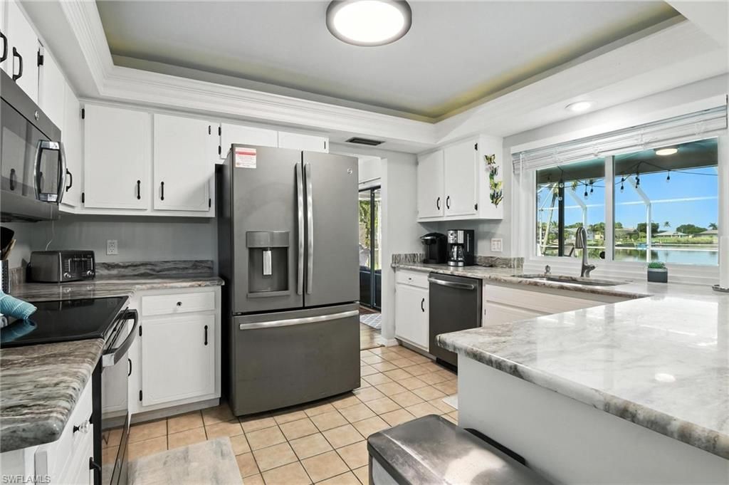 28 SE 12th Ave, Cape Coral, FL 33990 Photo