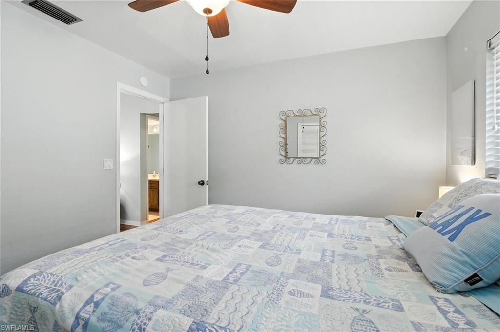 28 SE 12th Ave, Cape Coral, FL 33990 Photo