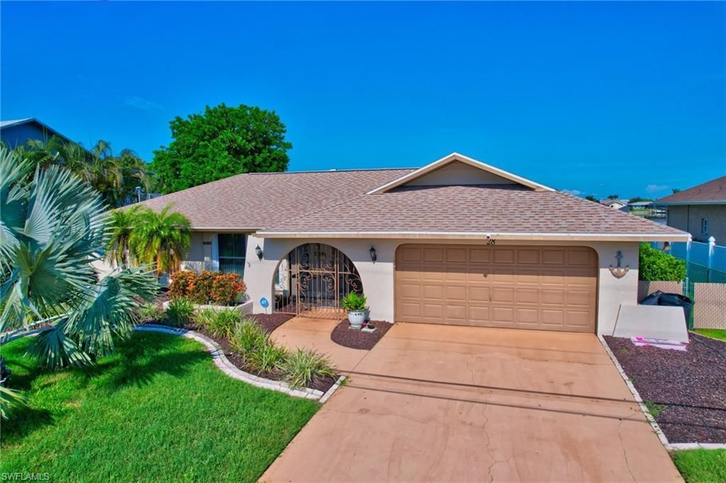 28 SE 12th Ave, Cape Coral, FL 33990 Photo