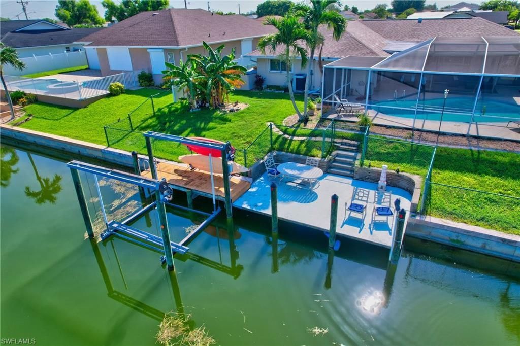 28 SE 12th Ave, Cape Coral, FL 33990 Photo