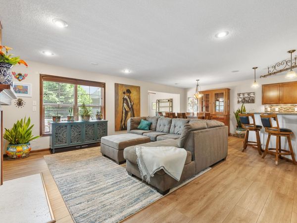 15221 Stonewood Terrace, Burnsville, MN 55306