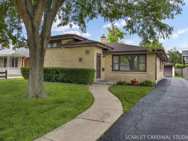 626 S GRANT Avenue , Villa Park, IL 60181