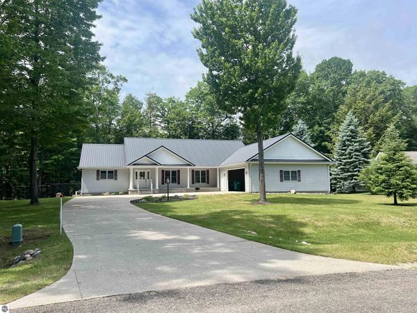 131 Indian Oaks Trail, Prudenville, MI 48651