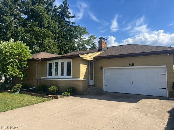 149 Parkway Drive, Eastlake, OH 44095