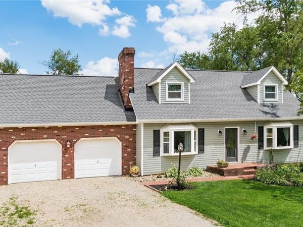 450 Jeffrey Lane, Zanesville, OH 43701