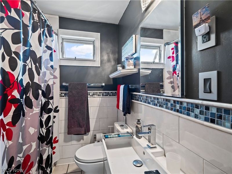 16610 Ernest Avenue, Cleveland, OH 44111 Photo 26