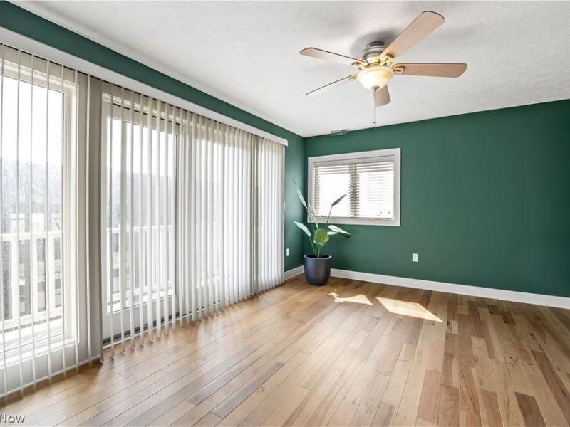 2257 City View Drive, Cleveland, OH 44113 Photo 18