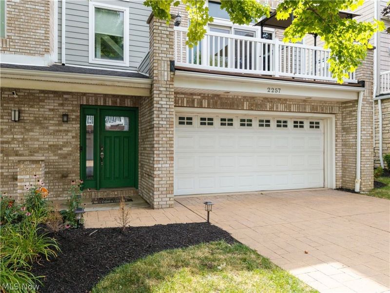 2257 City View Drive, Cleveland, OH 44113 Photo 2