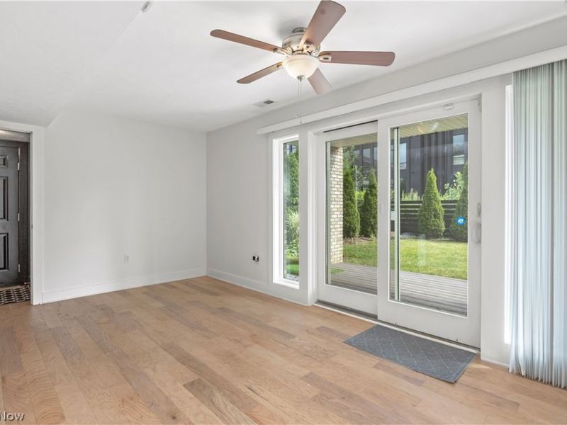 2257 City View Drive, Cleveland, OH 44113 Photo 25