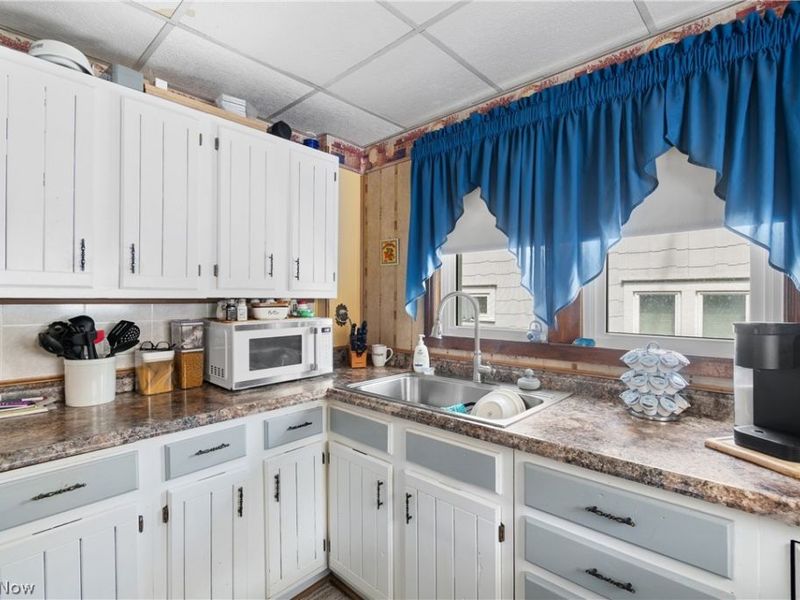 1035 Auld Street, Alliance, OH 44601 Photo 12