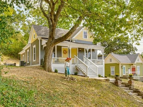 436 E Broadway Avenue, Excelsior Springs, MO 64024