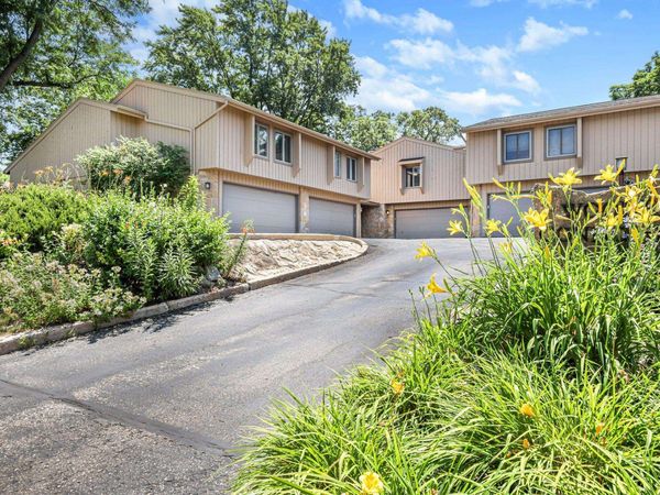 7305 Donna Drive, Middleton, WI 53562