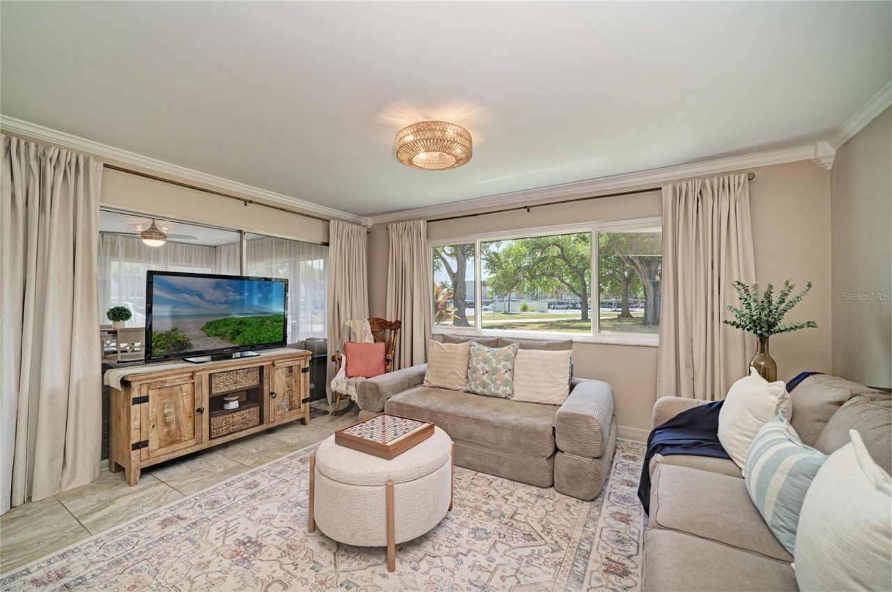 1520 Lakeside Way, Unit 147, Sarasota, FL 34232 Photo