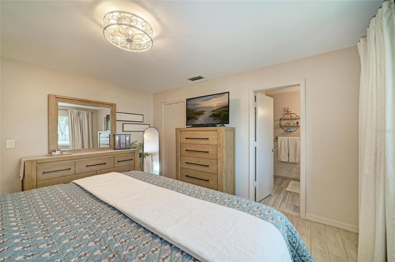 1520 Lakeside Way, Unit 147, Sarasota, FL 34232 Photo
