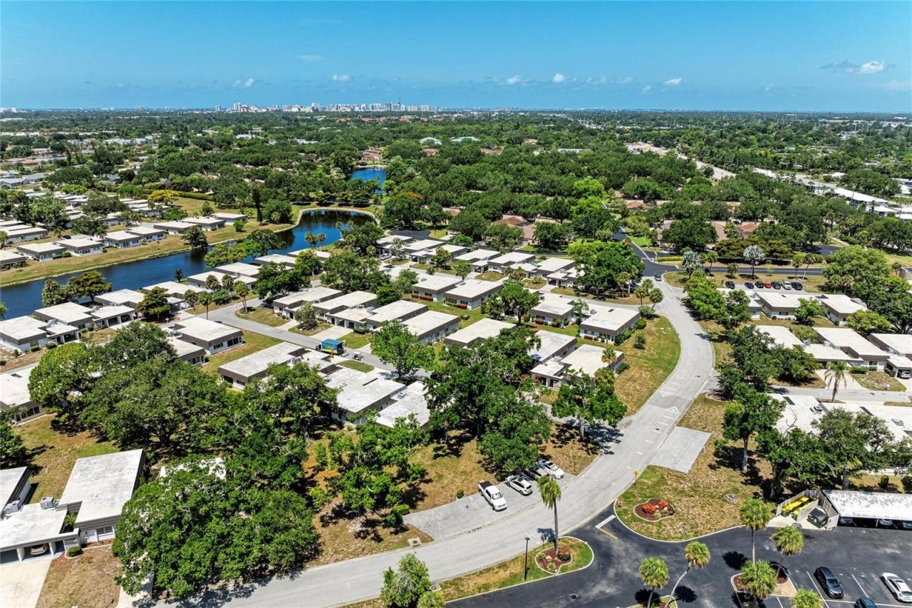 1520 Lakeside Way, Unit 147, Sarasota, FL 34232 Photo