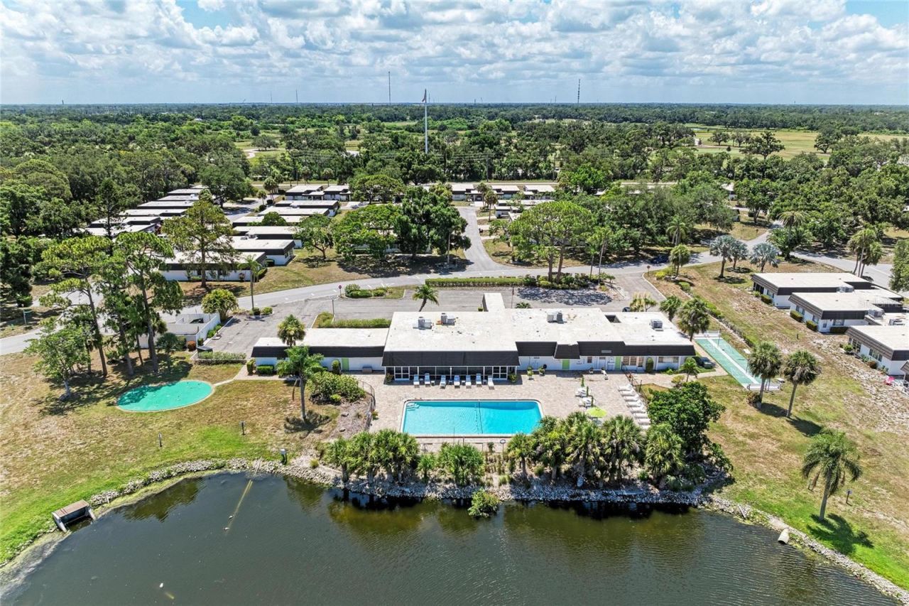 1520 Lakeside Way, Unit 147, Sarasota, FL 34232 Photo