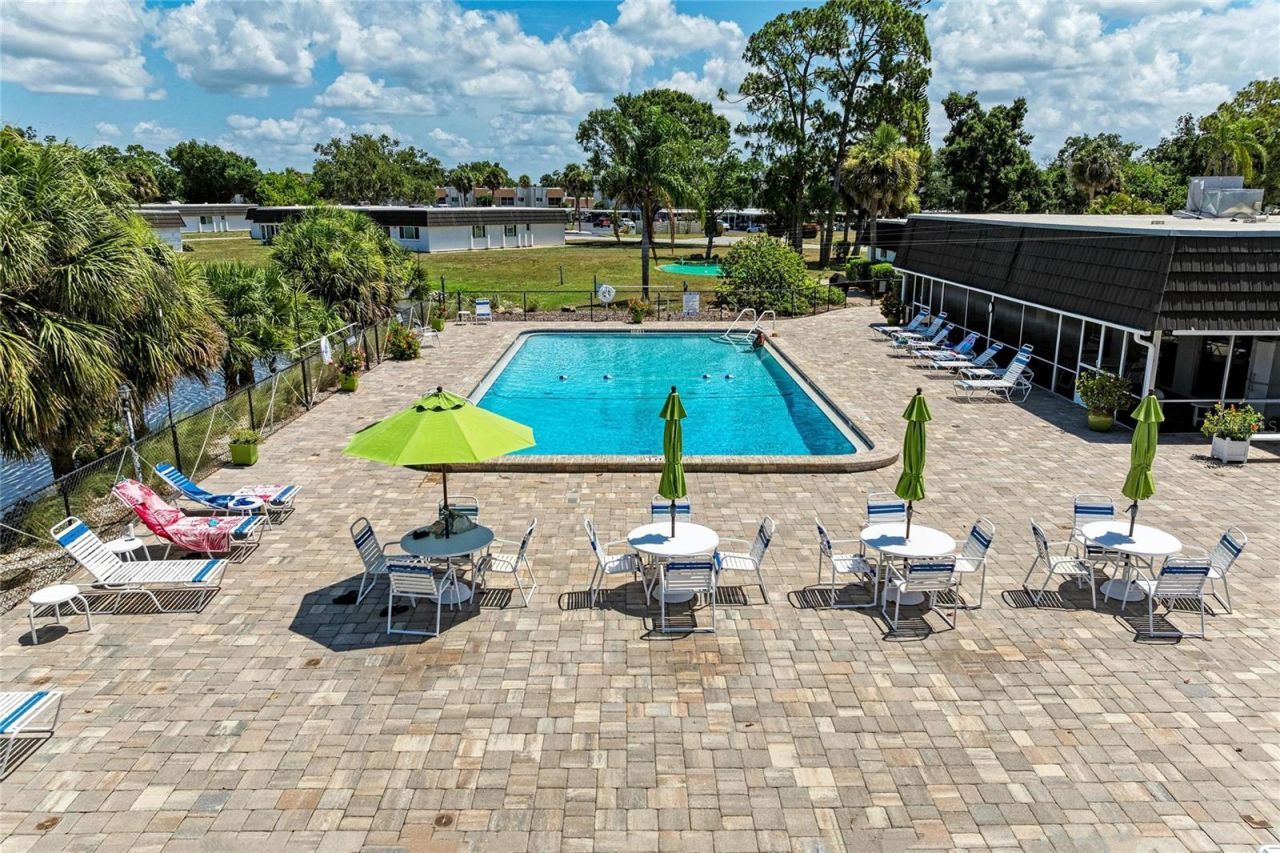 1520 Lakeside Way, Unit 147, Sarasota, FL 34232 Photo