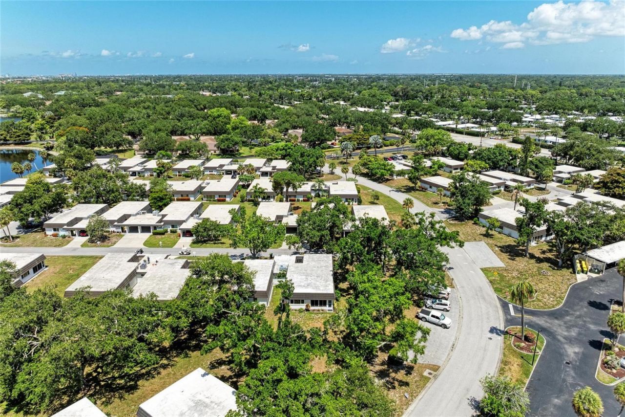 1520 Lakeside Way, Unit 147, Sarasota, FL 34232 Photo