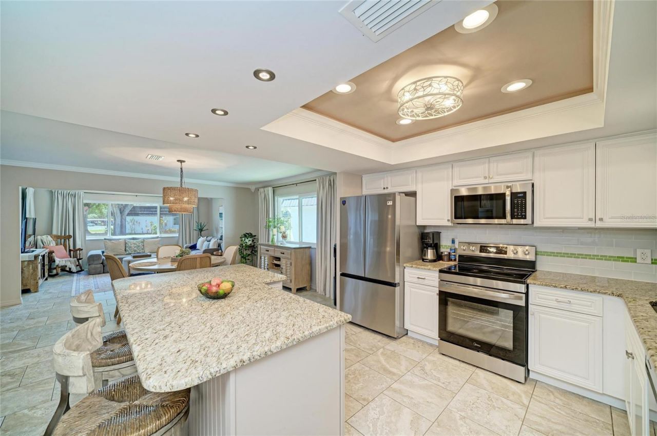1520 Lakeside Way, Unit 147, Sarasota, FL 34232 Photo