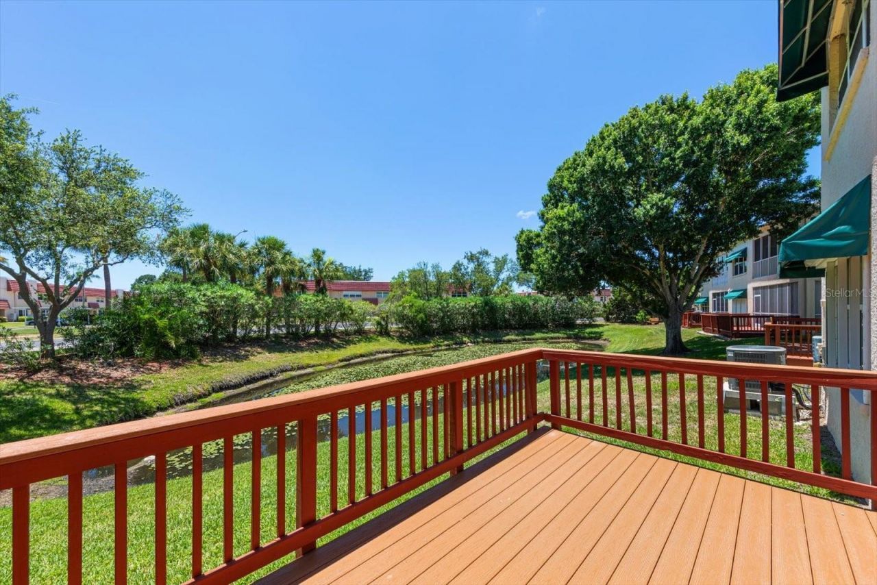 6330 99th Way N, Unit 14D, Seminole, FL 33708 Photo