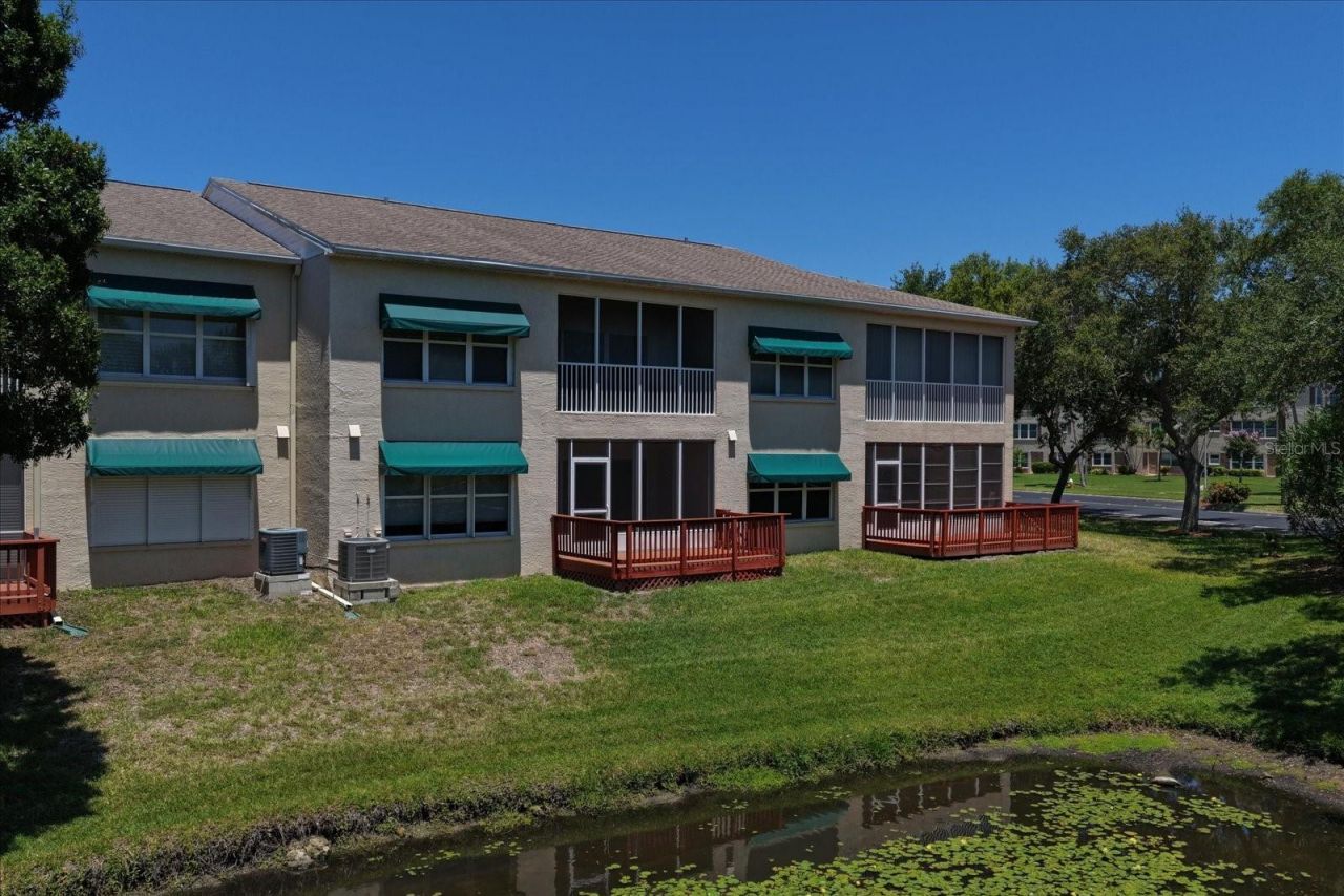 6330 99th Way N, Unit 14D, Seminole, FL 33708 Photo