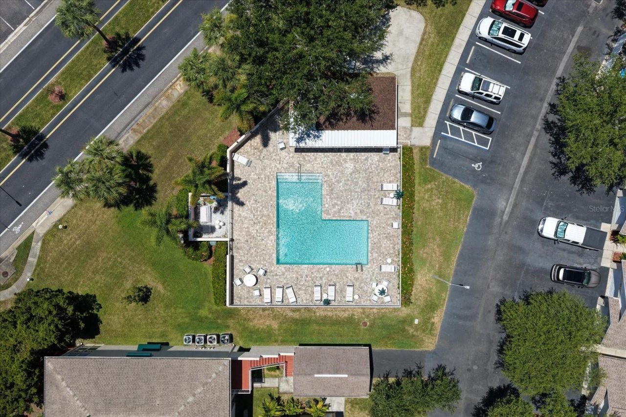 6330 99th Way N, Unit 14D, Seminole, FL 33708 Photo