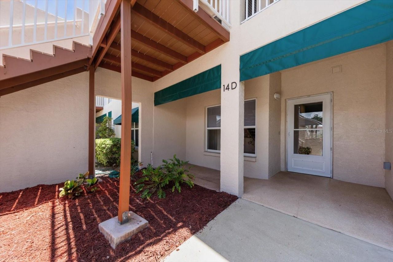 6330 99th Way N, Unit 14D, Seminole, FL 33708 Photo