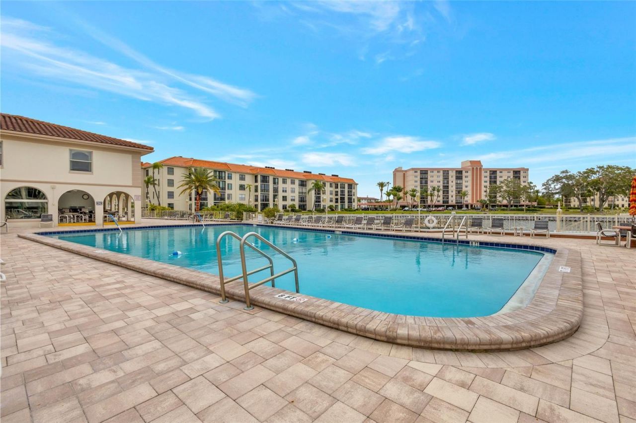 19029 Us Highway 19 N, Unit 9-308, Clearwater, FL 33764 Photo